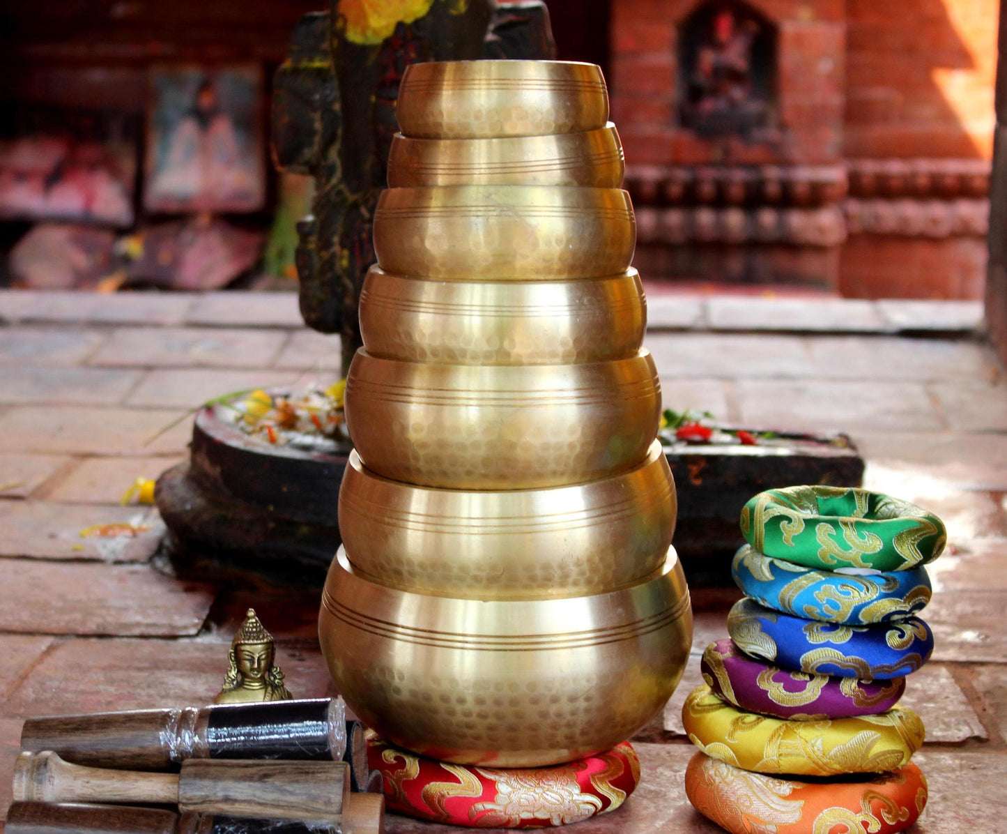 Hand Beaten Chakra Set Singing Bowl-Set of 7 Tibetan Singing Bowl,Himalayan Singing Bowl from Nepal-Meditation,Mindfulness, Sound Bath ,Yoga